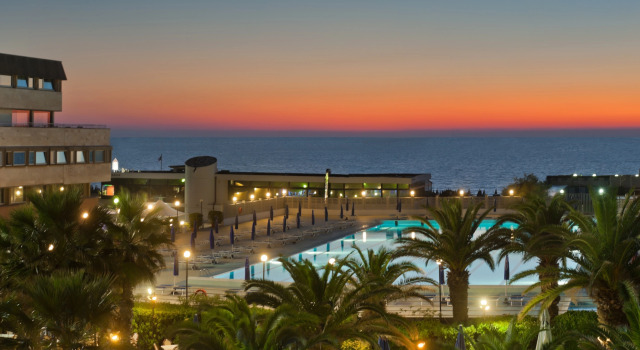 Отель Grand Hotel Continental