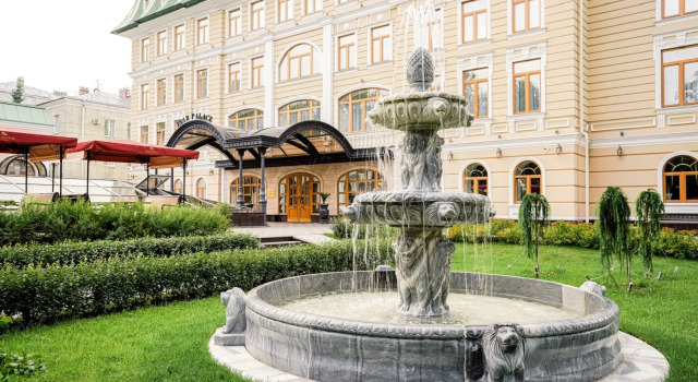 Отель Tsar Palace Luxury Hotel & SPA