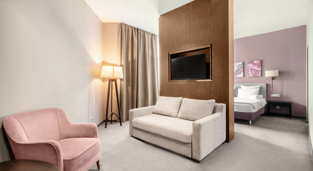 Полулюкс Wellbeing с балконом и с видом на горы The Garden велнес - отель Роза Хутор