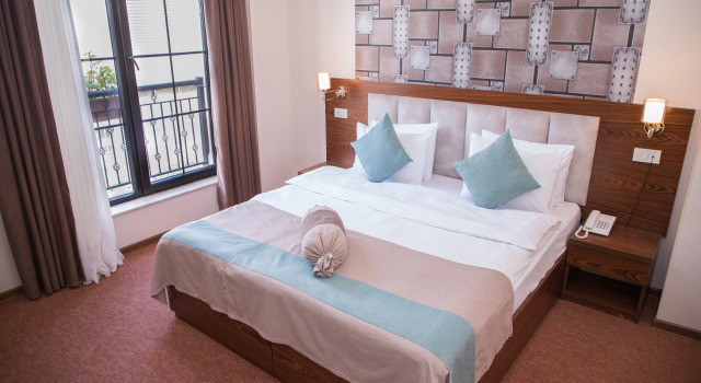Двухместный номер Deluxe с балконом и с красивым видом из окна Auroom Hotel