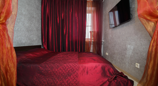 Marshala Rokossovskogo 1 Apartaments, Забронировать Отель Советский район 