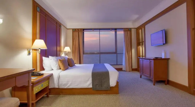 Двухместный люкс Seashell с панорамным видом Cholchan Pattaya Beach Resort - SHA Extra Plus