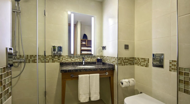 Трёхместный номер Hampton by Hilton Istanbul Atakoy