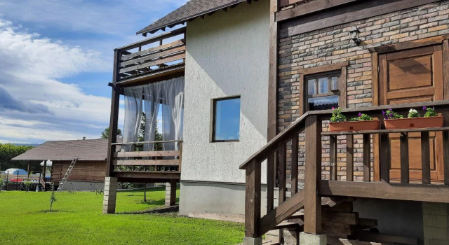 Living quarters Townhouse Klenovy, Prenota Hotel Hotel a Altaysky Kray con piscina, Piscina