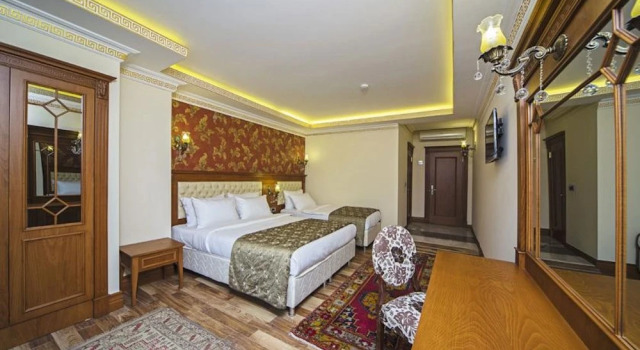 Семейный номер Standard с красивым видом из окна Lausos Palace Hotel Şişli