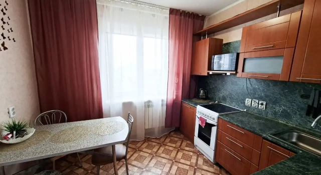 V tsentre na ulice Lenina Apartments, Rezervovat Apartmán Hotely v Mirninsky Ulus s parkováním, Parkování