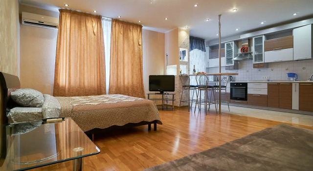 Apartment Studio Delux 70 Let Oktyabrya, Book Apartment Hotels in Omsk Region with Parking, Parking
