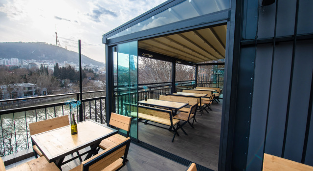 River View Hotel Tbilisi, Забронировать Отель Бизнес-отели Тбилиси, рядом с Парк Рике, 4* 5*