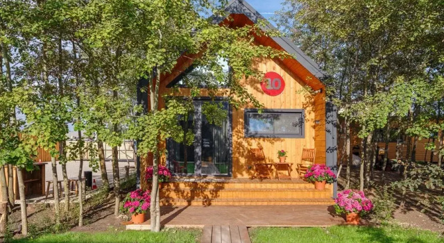 Вилладж Хаус с красивым видом из окна Ферма Farm&Village