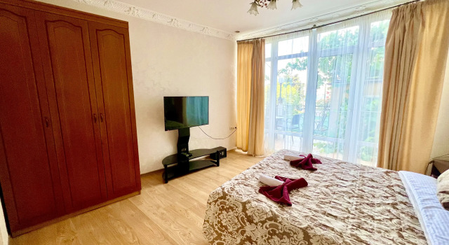 Prestizh S Terrasoy Apartments, Rezervovat Apartmán Jalta 