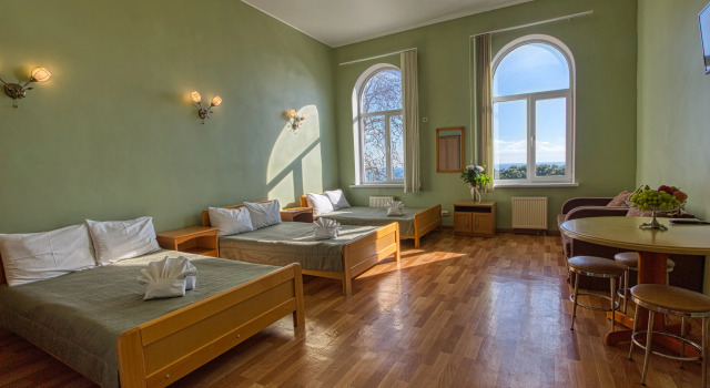 Standard Dreier Zimmer Primorye living quarters