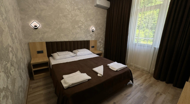 Двухместный номер Deluxe с балконом Zvyozdny Guest House