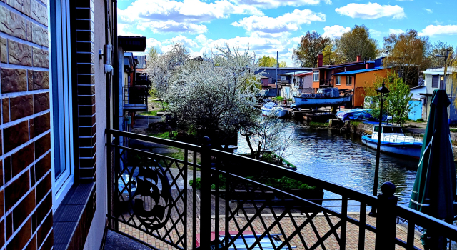 Elling s Katerom v Tsentre Kaliningrada Balticdays Private house, Book Vacation Home Kaliningrad Kaliningrad Region