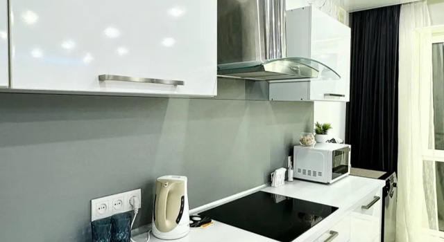 Uyutnaya Studiya Ryadom S Volgoy Flat, Prenota Appartamento Hotel a Samara con parcheggio, Parcheggio