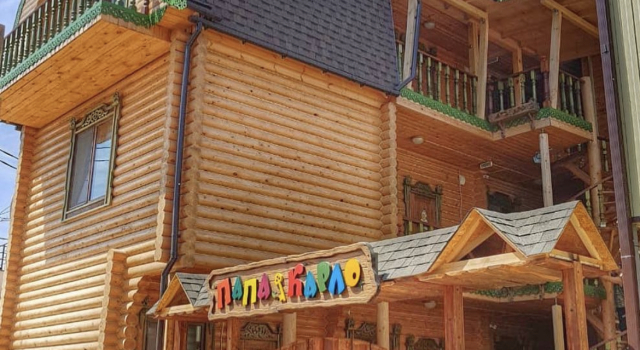 Отель Папа Карло