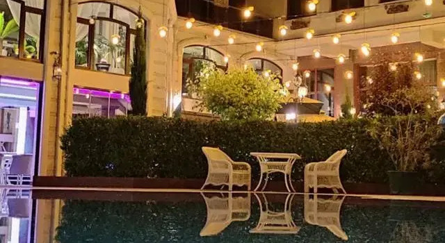 Отель Dilimah Premium Luxury