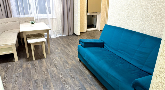 Pskov Design Apartments Yunosti Flat, Prenota Appartamento Hotel economici a Pskov Region