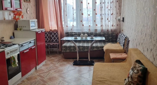 Квартира Уютная в мкр. Оптимистов 10/1