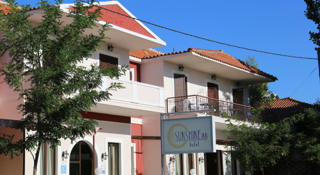 Отель Sunshine Inn, Забронировать Отель Отели Лигия с завтраком, Завтраки