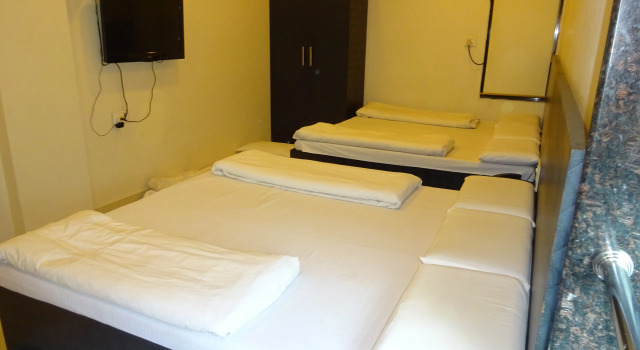 Четырёхместный номер Standard Отель Bhakti Palace by Sky Stays