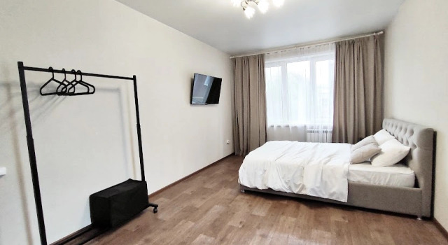 Квартира 1-к., 34 м², 2/5 этаж, Забронировать Апартаменты/квартира Отели Центрального района - Кемерово с парковкой, Парковка