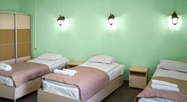 Кровать в общем номере Отель Smart Hotel Ладожский