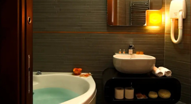 Двухместный номер Superior Jacuzzi Orange Hotel