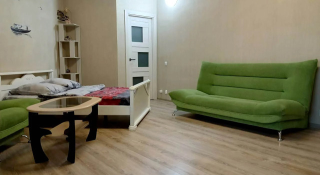 Квартира большая у ТЦ Крейсер, 33 квартиры