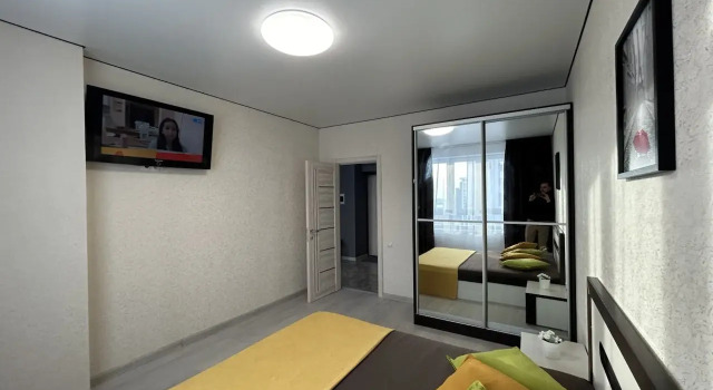 Dvushka S Krasivym Vidom Vozle Trts Planeta Flat, Rezervovat Apartmán Hotely v Bashkortostan s parkováním, Parkování