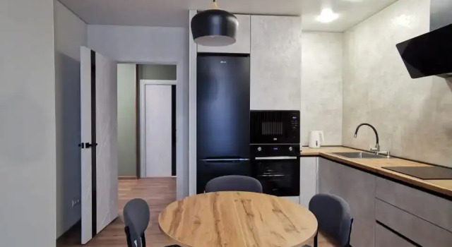 Novaya V Samom Tsentre Belokurikhi Dlya Vashego Otdykha Flat, Prenota Appartamento Hotel a Altaysky Kray con parcheggio, Parcheggio