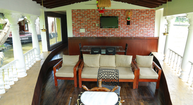 Люкс с 2 комнатами с красивым видом из окна Отель Sreekrishna 3 Bedroom Private Houseboat