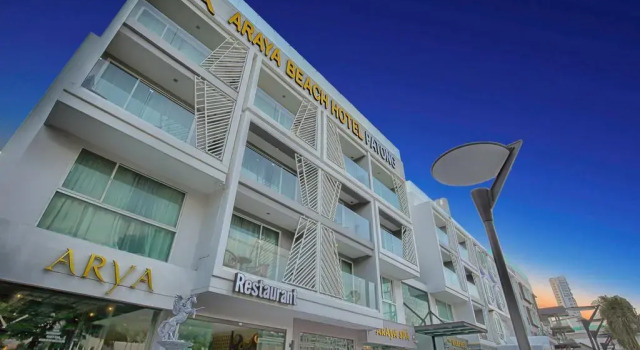 Отель Clarion Patong Beach
