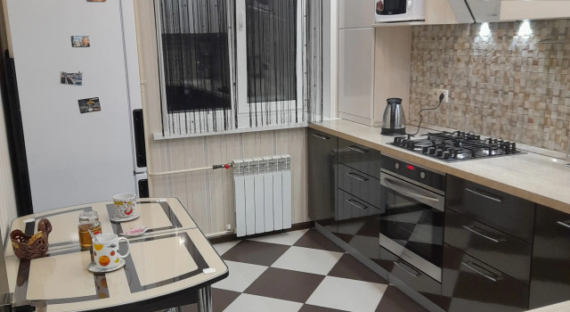 Uyutnaya Na Nikolaevskom Prospekte Flat, Prenota Appartamento Samara 