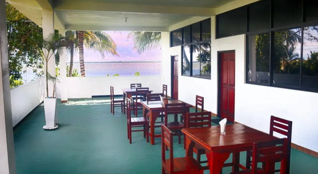Трёхместный номер Deluxe с красивым видом из окна Ночлег и завтрак White Palace Sri lanka
