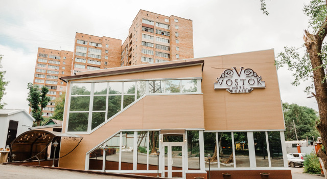 Отель Восток