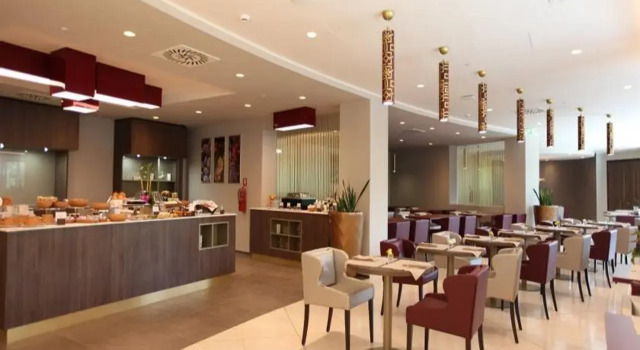 DoubleTree by Hilton Hotel Yerevan City Centre