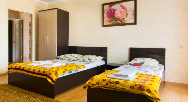 Четырёхместный номер Comfort с балконом Гостевой Дом Звездочка