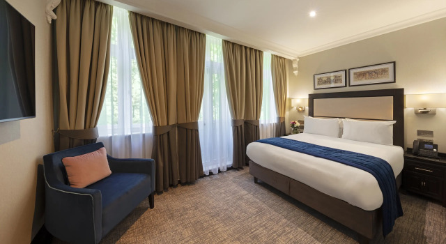 Двухместный номер Superior Wellington Hotel by Blue Orchid