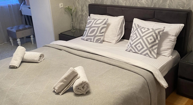 Четырёхместные апартаменты с 3 комнатами с балконом Апартаменты Sweet home Kislovodsk
