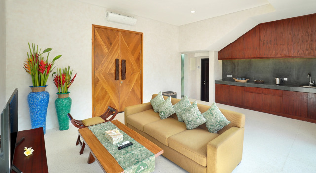 Четырёхместная вилла с 2 комнатами The Miracle Villa Nusa Dua