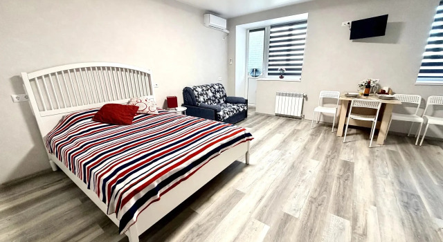 Mini Khaus V Samare na 5-Oi Proseke 135 Flat, Prenota Appartamento Hotel a Samara con parcheggio, Parcheggio