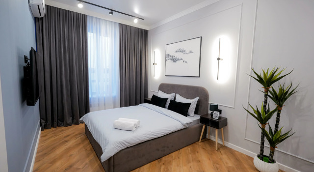 Двухместные апартаменты Comfort с балконом Апарт-отель в ЖК Тандау на проспекте Туран 34Б