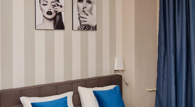 Апартаменты RentPlaza в центре возле Гринвича, Забронировать Апартаменты/квартира Отели Городского округа Екатеринбурга - Северный управленческий округ с парковкой, Парковка