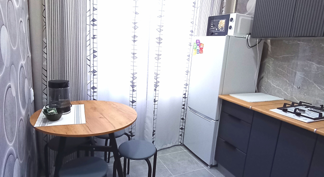 2-K. S Novym Remontom 2 Etazh Flat, Réserver Appartement Orsk Oblast d'Orenbourg