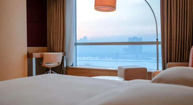 Doppel Zimmer mit Seeblick Hyatt Regency Dushanbe