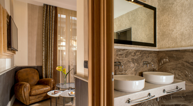 Трёхместный полулюкс Dependance Hotel Royal Court