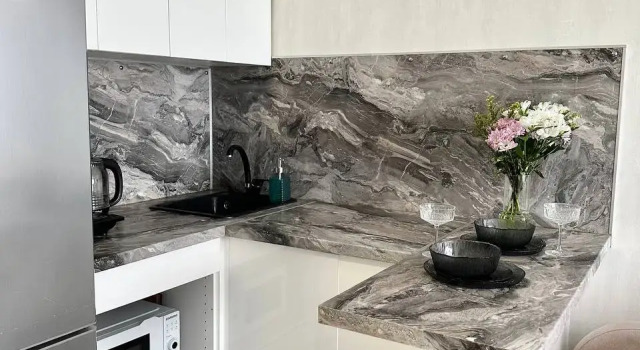 Apartamenty Dok Flat, Prenota Appartamento Hotel a Tyumen Region con parcheggio, Parcheggio