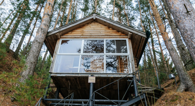 Спальный домик № 2 в лесу с видом на озеро База отдыха Улово