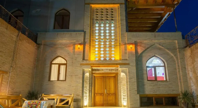 Hotel Khurjin
