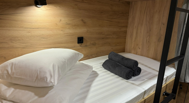 Bed in Dorm with city view Rediska Hostel